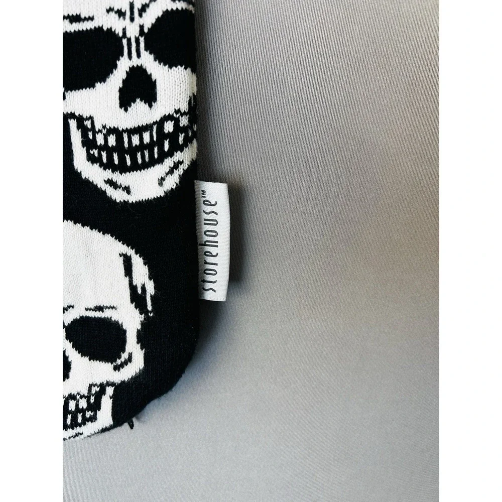 Pair Of Storehouse Halloween Skull Pillowcases‎ Decorative Pillow Covers 18